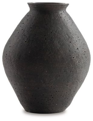  Hannela Vase