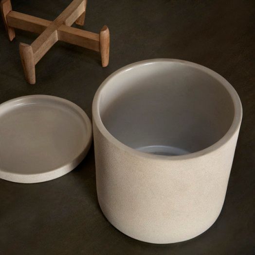 Ljo Ceramic Planter with Stand