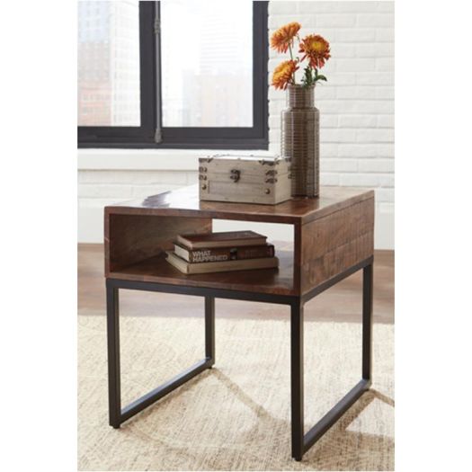 Hirvanton End Table