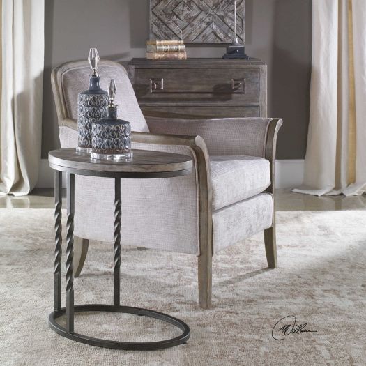 Tauret Accent & End Tables