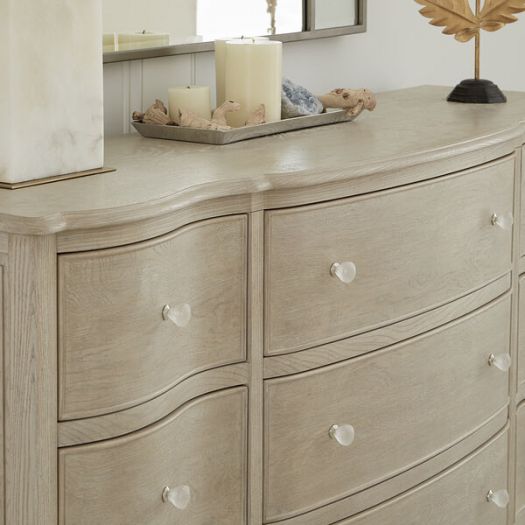 Charme Dresser