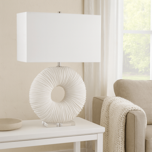 31 NATALY QUARTZ RESIN TABLE LAMP