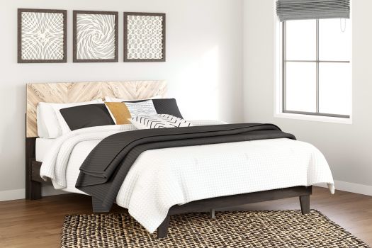 Piperton Queen Platform Bed