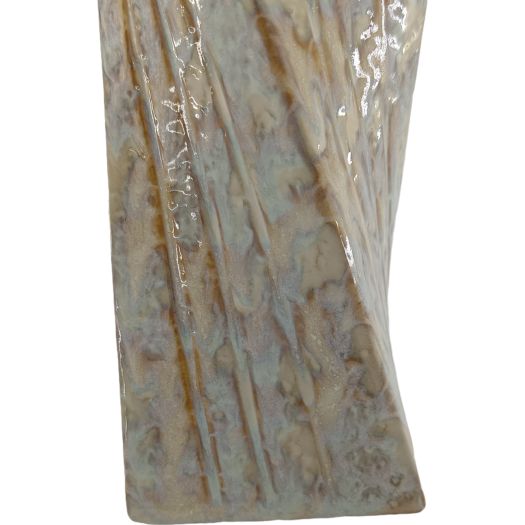 Pendelton Twist Vase