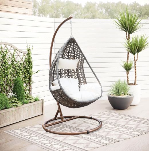 Hangging chair with cushion