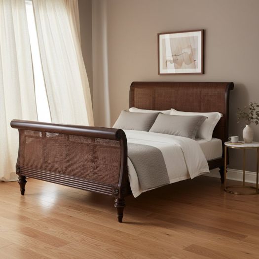 Alexa Hampton - Denison Sleigh US Queen Bed