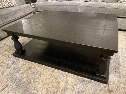 RECTANGULAR COCKTAIL TABLE