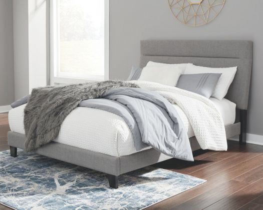 Adelloni Queen Upholstered Bed