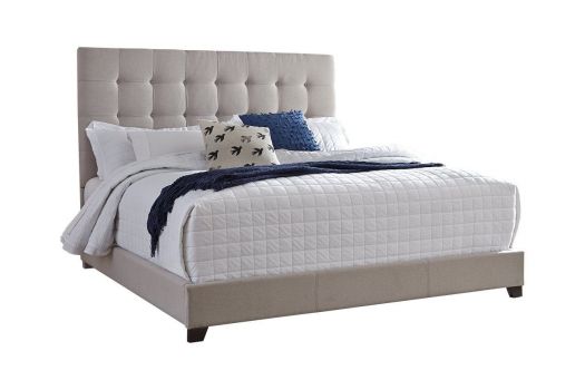 Dolante Queen Upholstered Bed