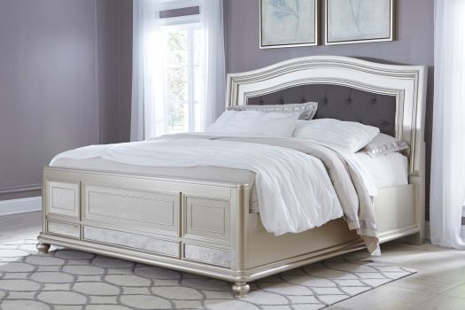 Coralayne King Panel Bed