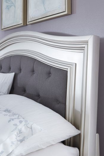 Coralayne King Panel Bed