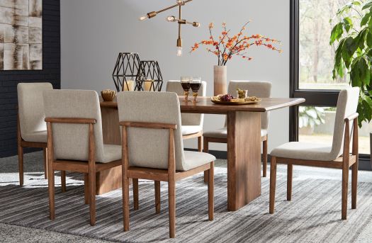 Isanti Dining Table