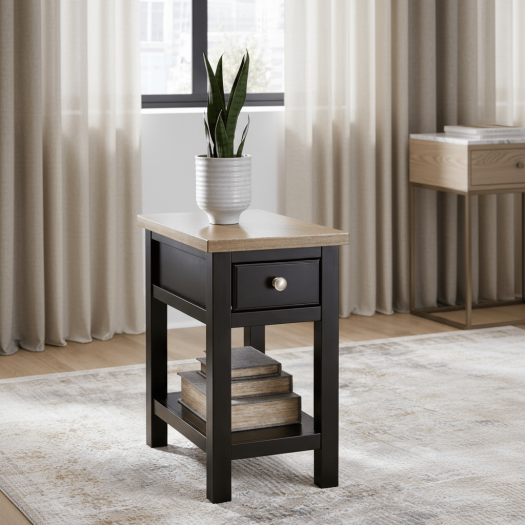 Drazmine Chair Side End Table