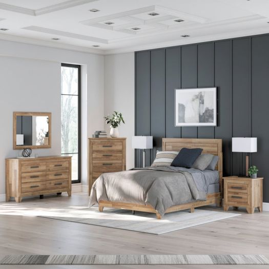 Finaria Queen Panel Bedroom