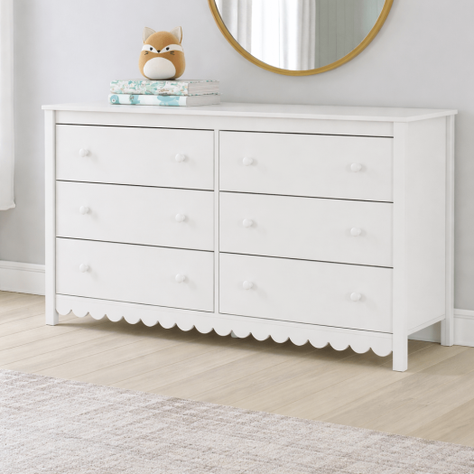 Hallityn Dresser
