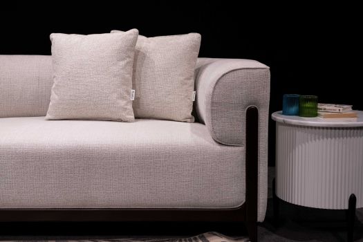 IVORY Cushion