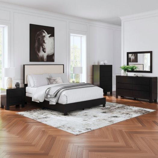 Kasteiner Queen Panel Bedroom