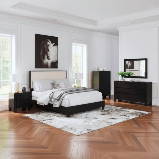 Kasteiner Queen Upholstered Bedroom