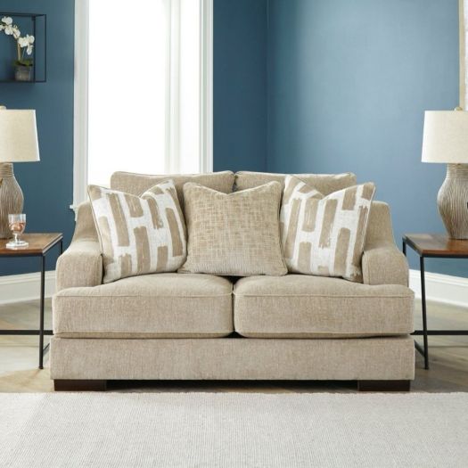 Lessinger Loveseat