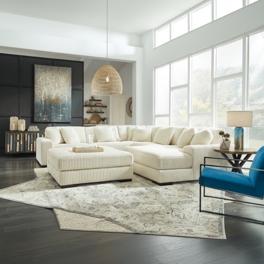 Lindyn 5-Piece Sectional with Chaise