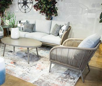 Swiss Valley Outdoor Loveseat With Cushion