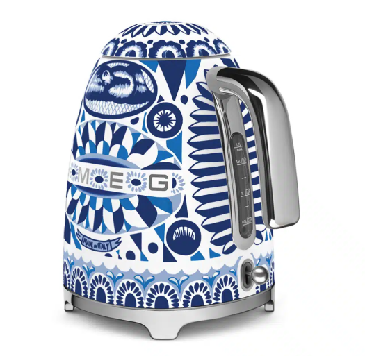 Smeg Dolce & Gabbana Kettle 1.7 Ltr, 50's Retro Style-Decorated blue